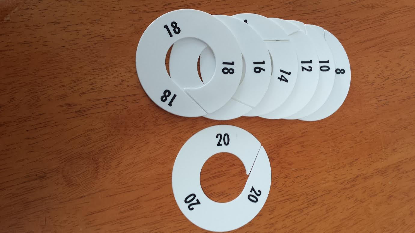 Rack Dividers White Round Sizes 8-20 Set of 7 Printed Black lettering to both sides Durable Plastic 88mm Diameter with 40mm Centre.